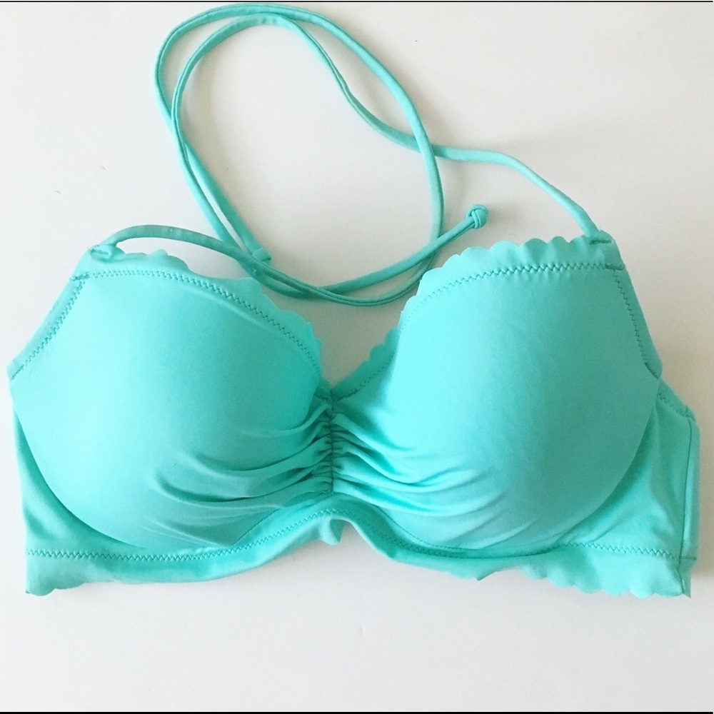 LIKE NEW Victoria's Secret Bikini Top